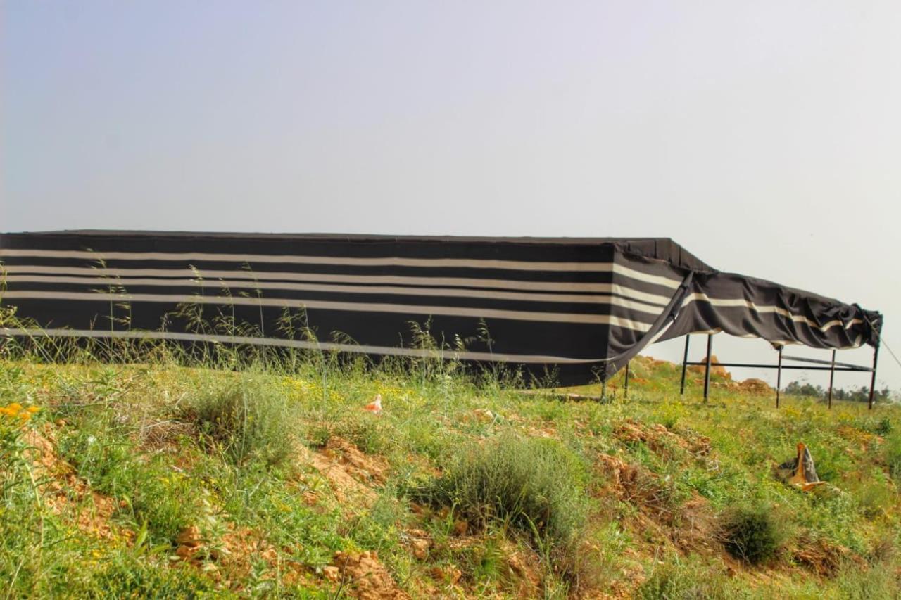Ein Lahda Camp-Site Hotel ดานา ภายนอก รูปภาพ
